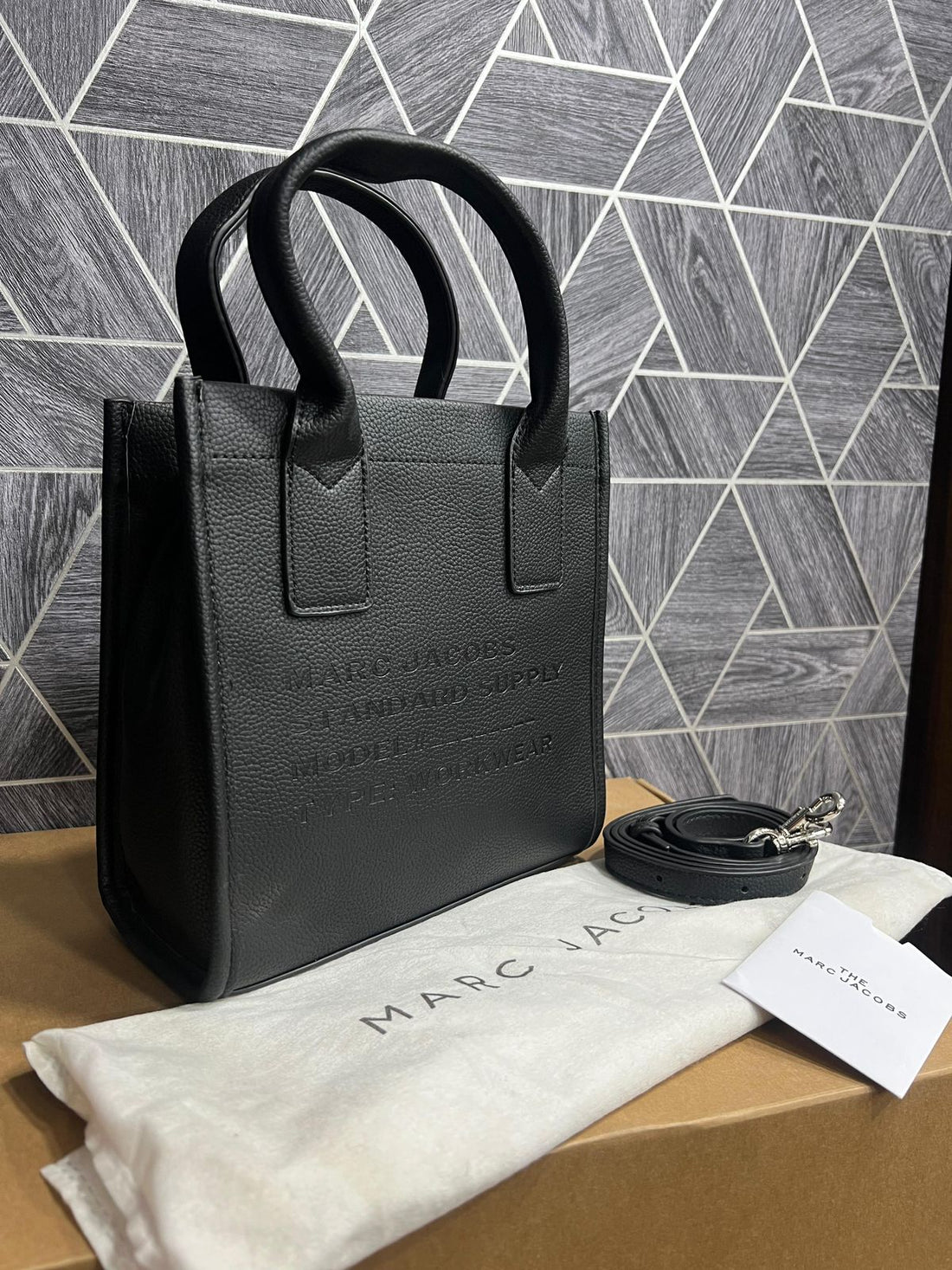 Marc Jacobs Standard Supply Tote Bags