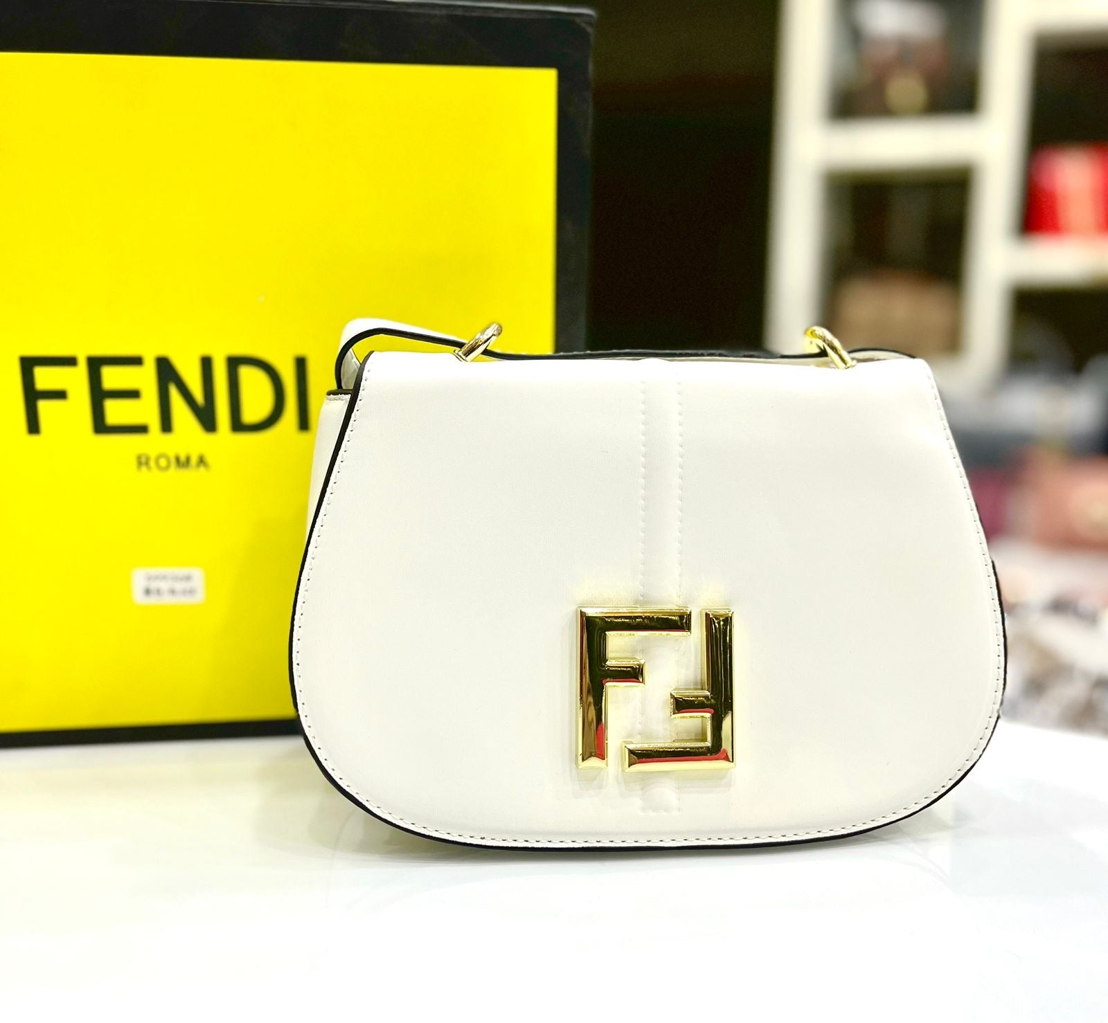 FENDI*
Cross body bag