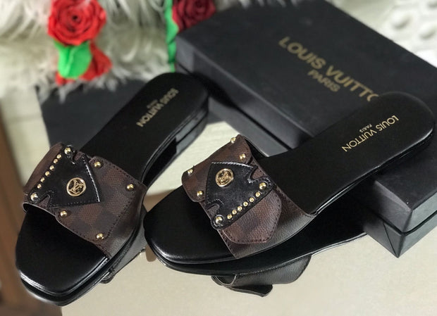 Louis Vuitton Flat Slippers