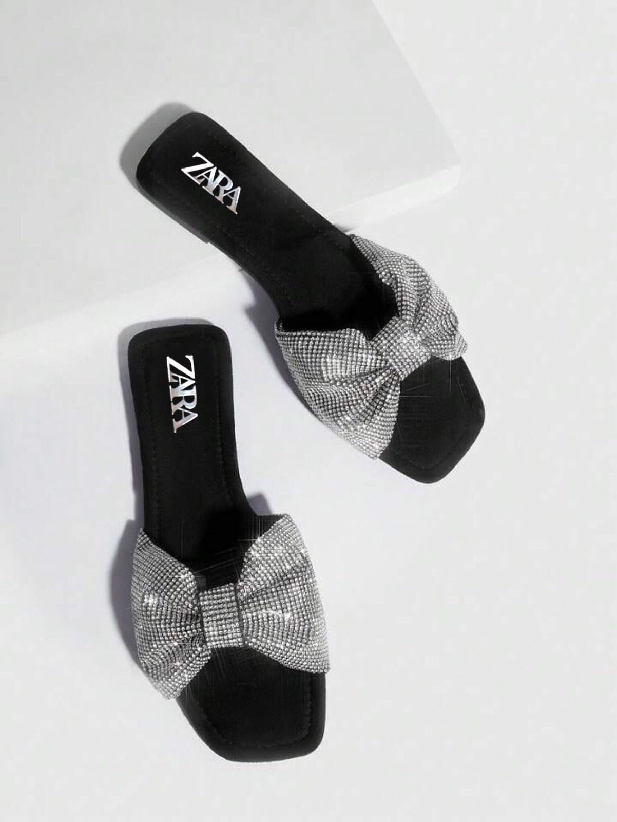 Zara Bow