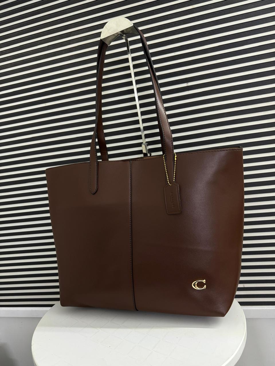Coach North 32 Leather Tote Bag
