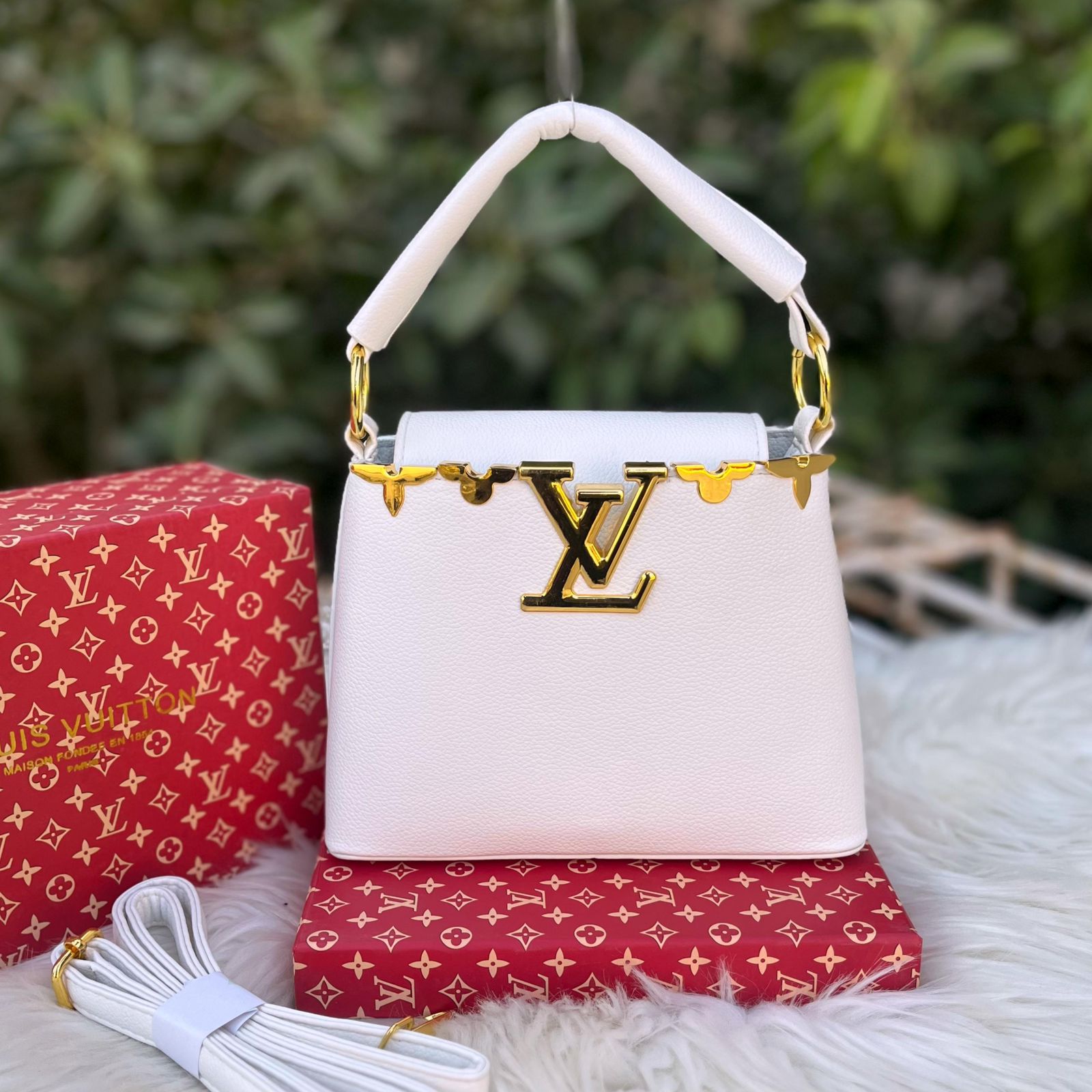 Louis Vuitton Mini Hand Bags