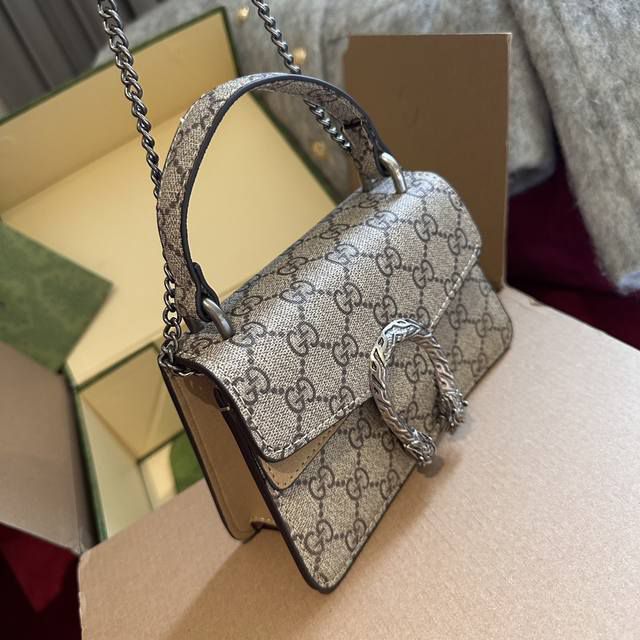 Gucci Small Dionysus