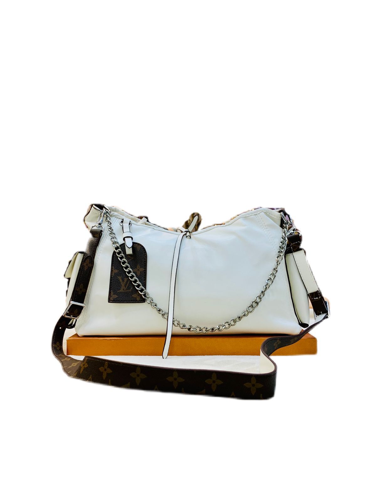 Beacon Crossbody