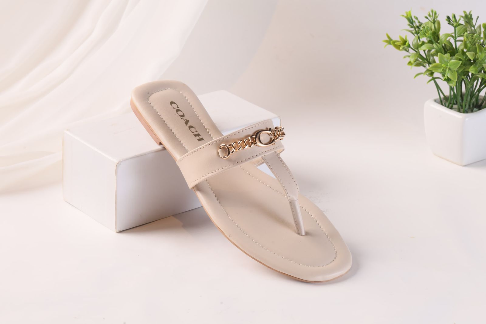 Coach Casual Grace Slides