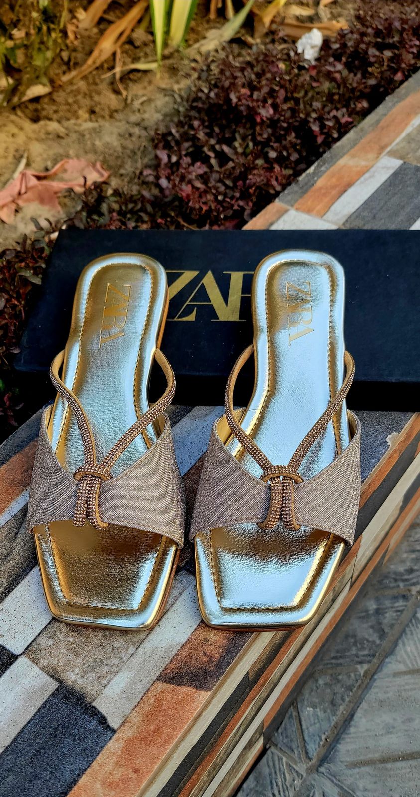 Zara Elegant Ease Slippers