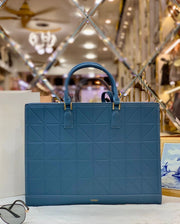 Pedro Tote Bags