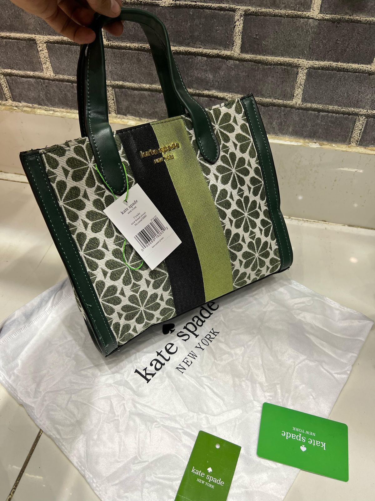 Jacquard Stripe Manhattan