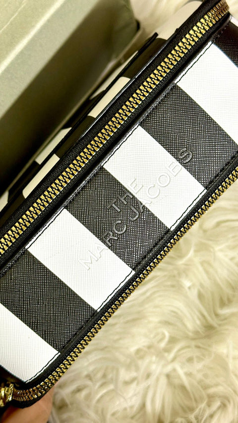Marc Jacobs Crossbody Bag
