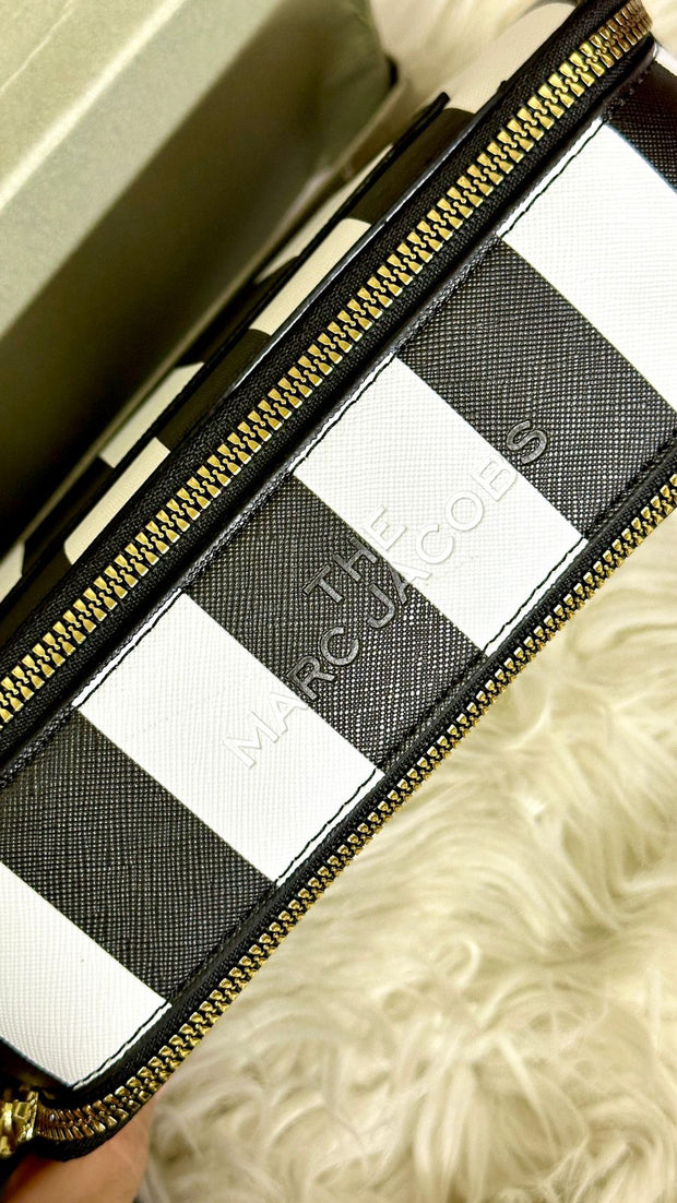 Marc Jacobs Crossbody Bag