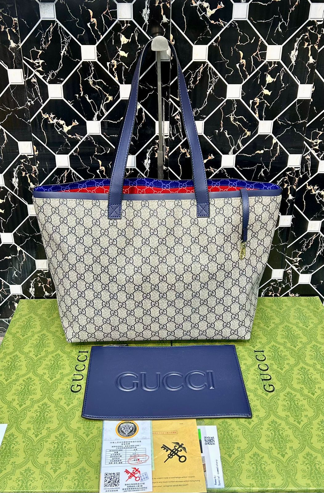 Gucci Elegant Tote Bags
