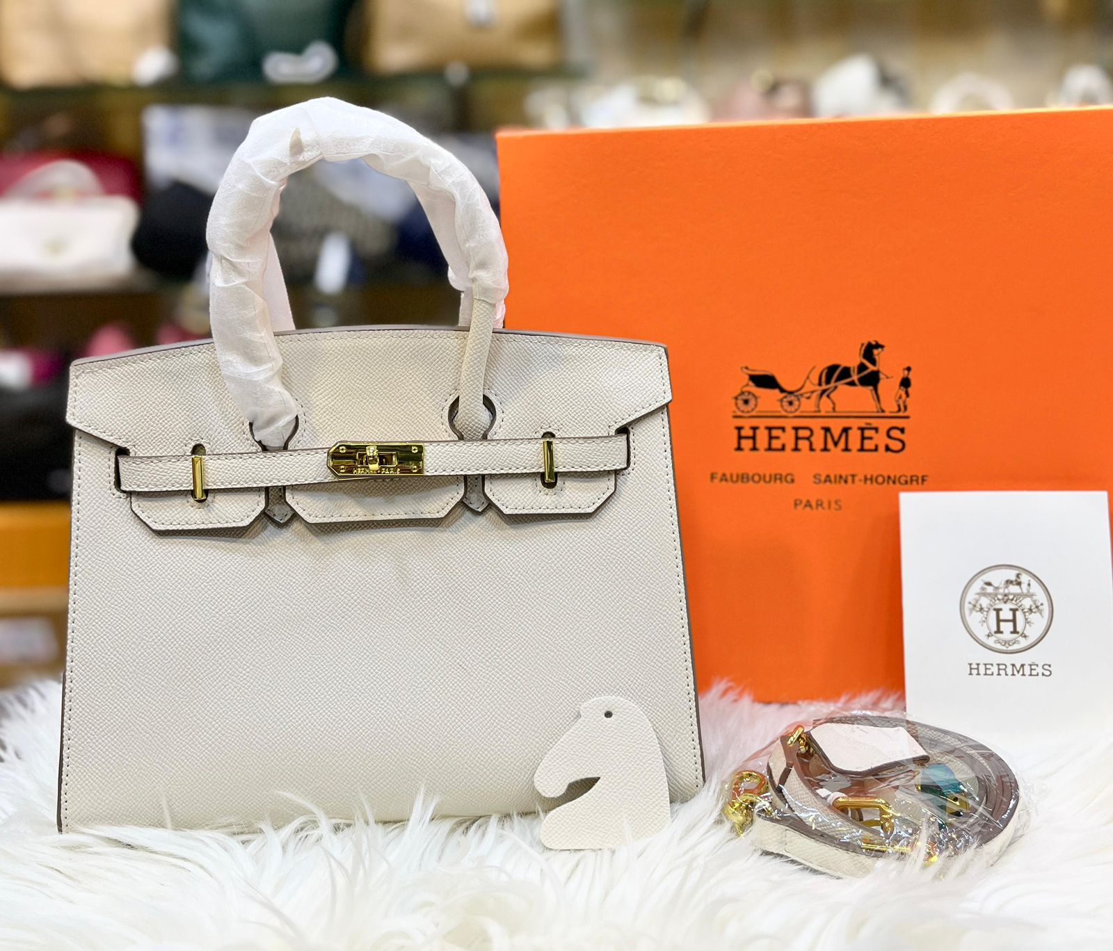 Hermès Bleu Nuit Togo Birkin 25 Gold Hardware Bag