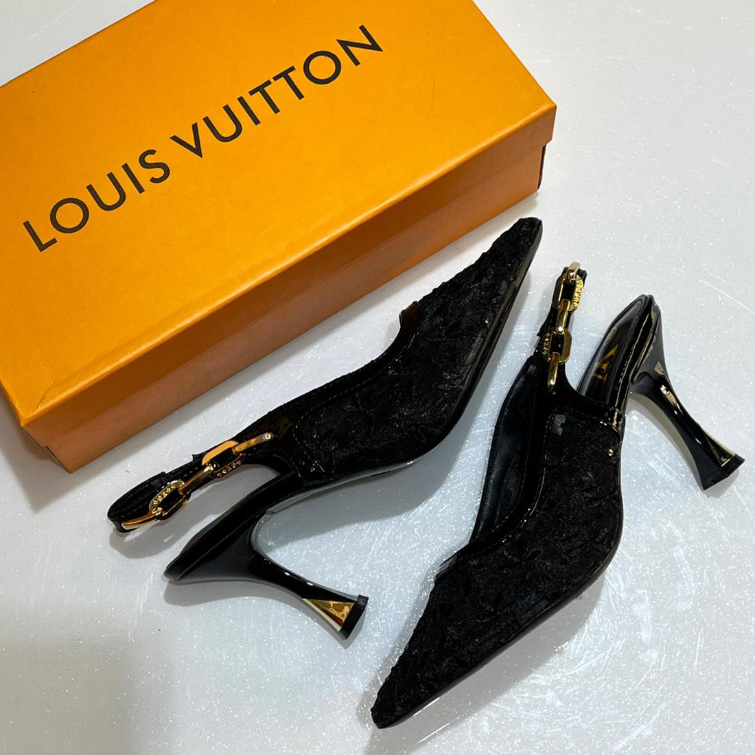 Lv Premium Signature Heels