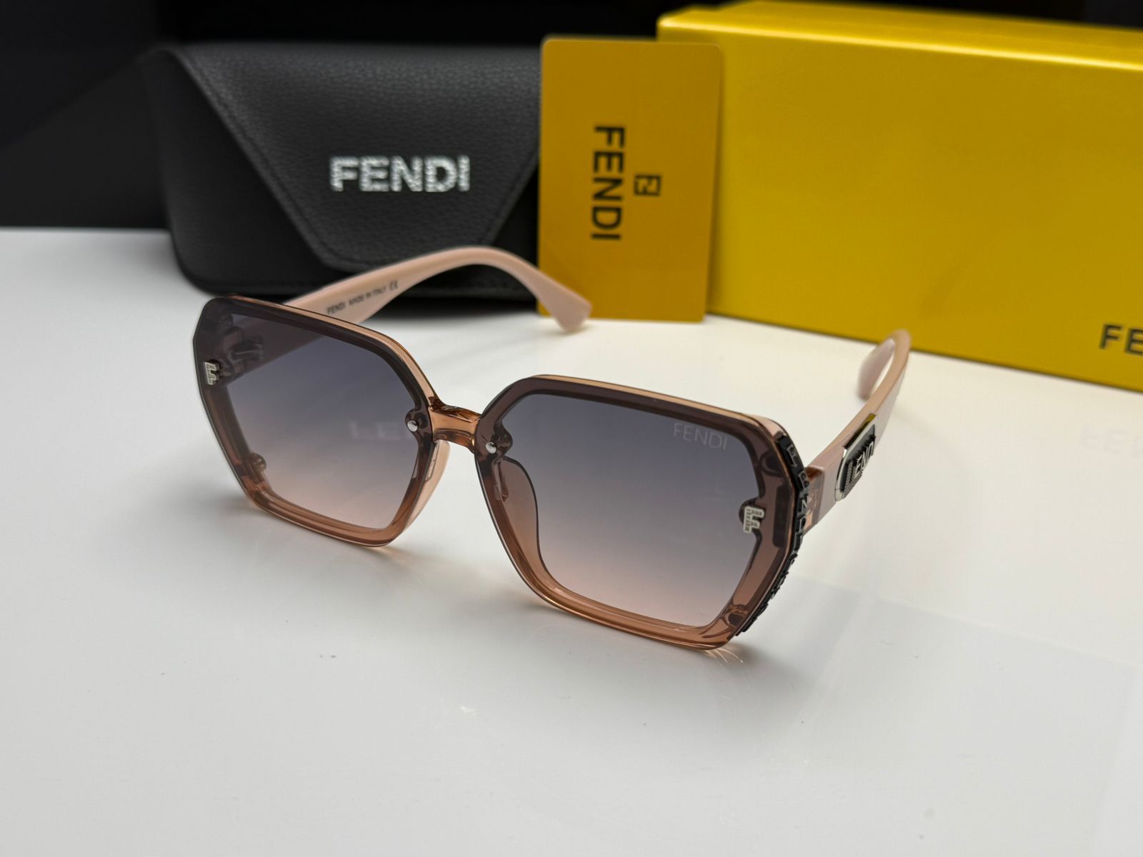 Fendi Unisex Sunglasses