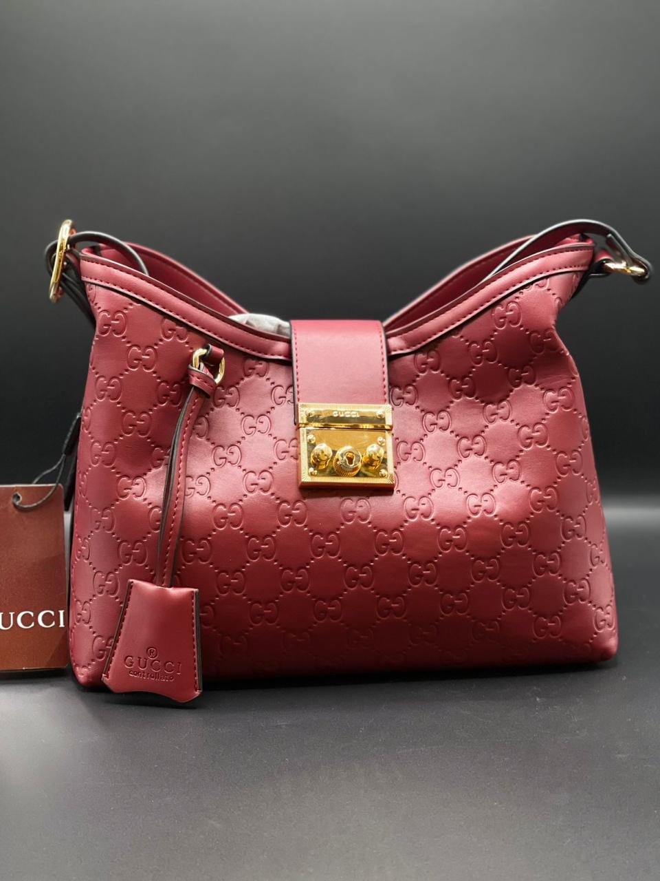 Gucci Signature Handbag