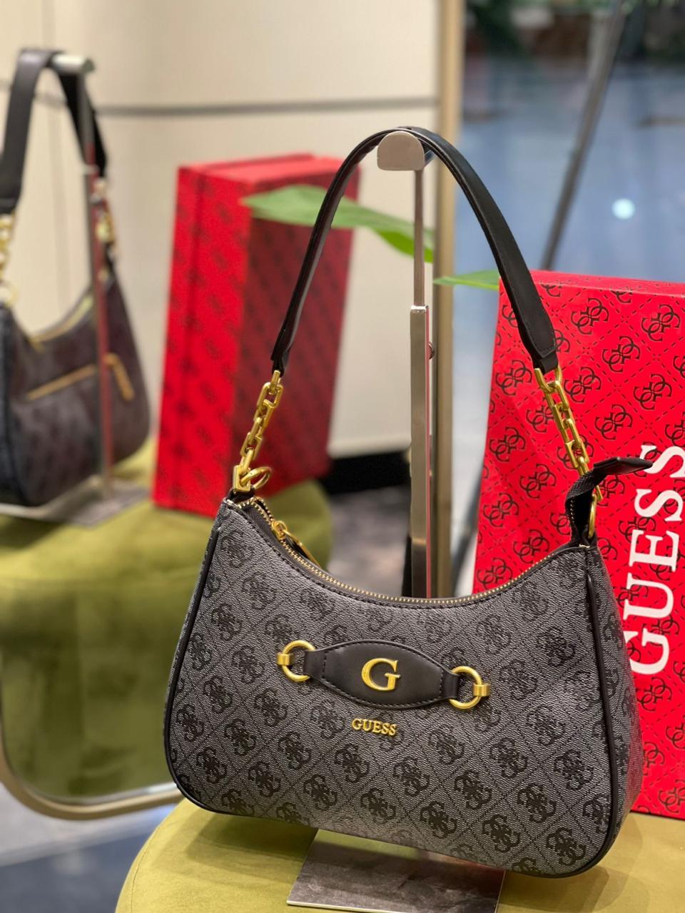 Guess Shoulder Bag