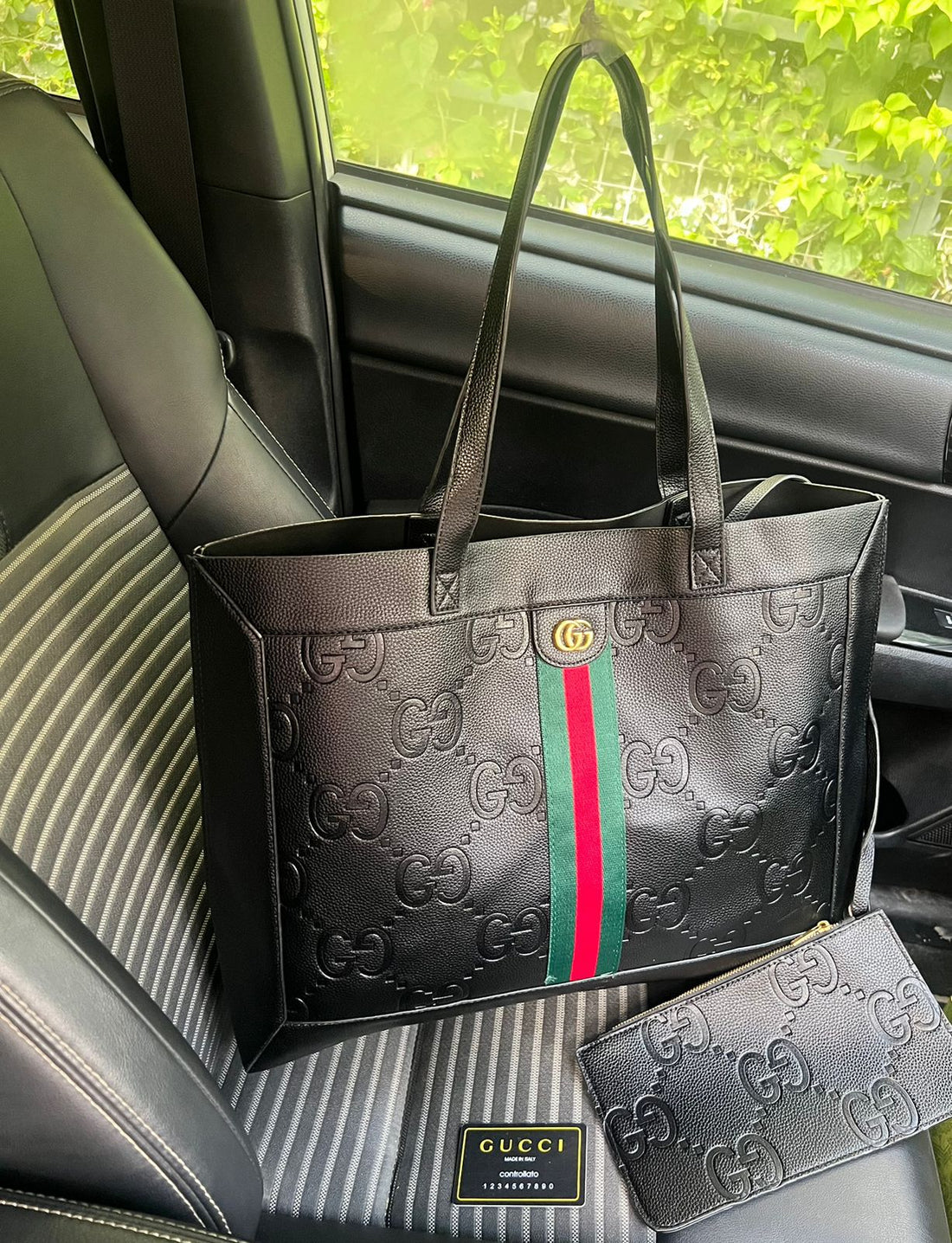 Gucci Signature Leather Crafted Women's Tote