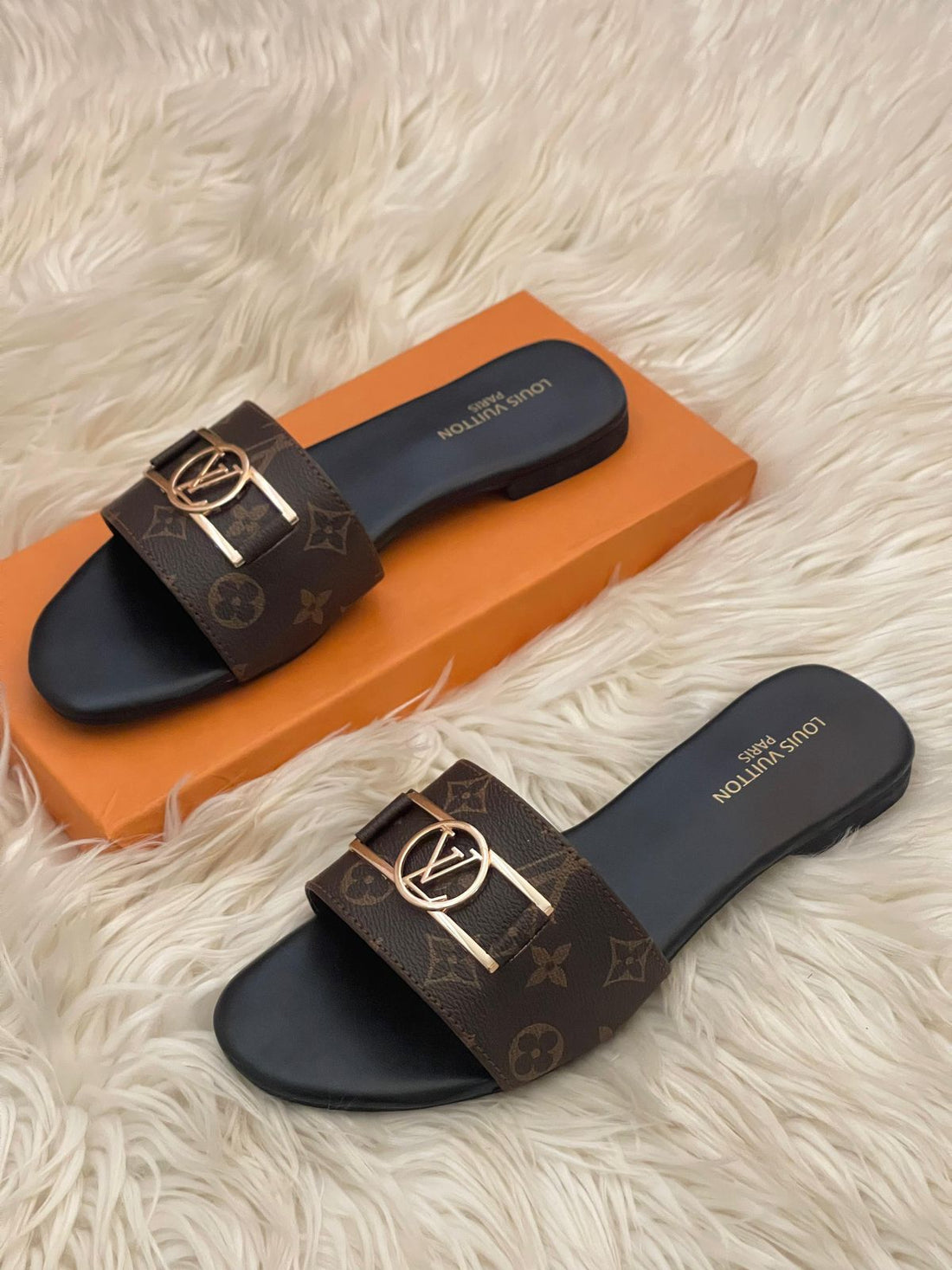Louis Vuitton Original MINA Sandals