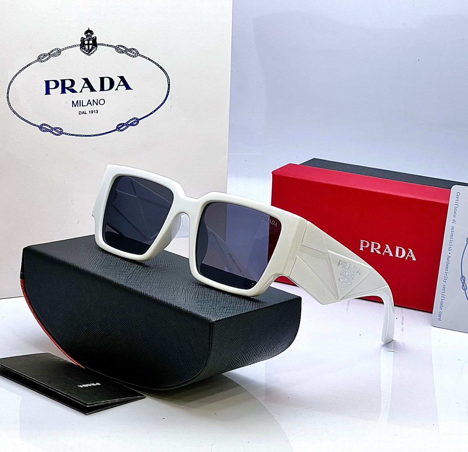 Prada Women's Trendy Sunnies
