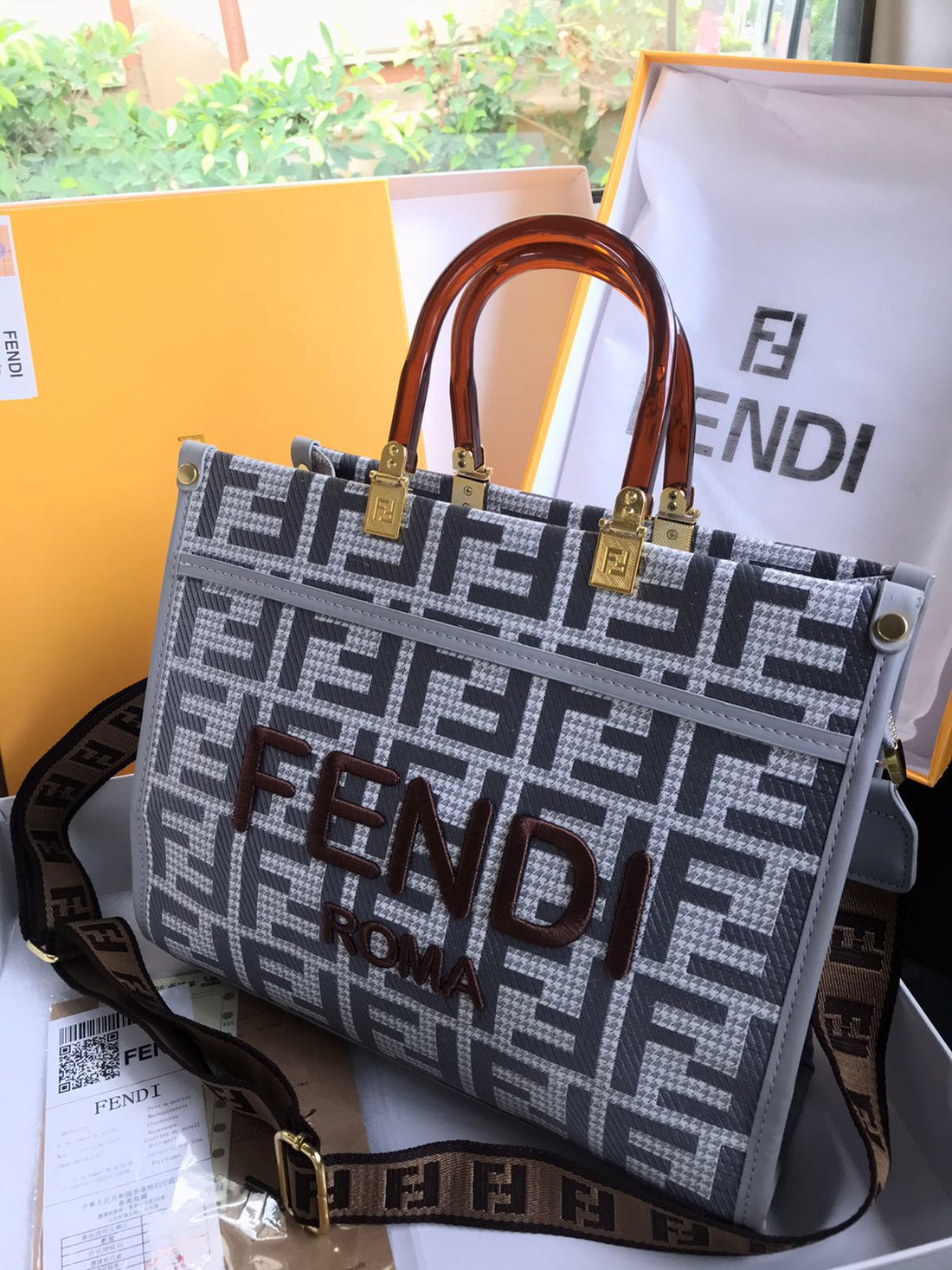 Fendi Luxe Tote
