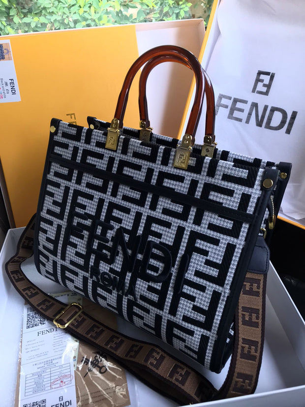 Fendi Luxe Tote