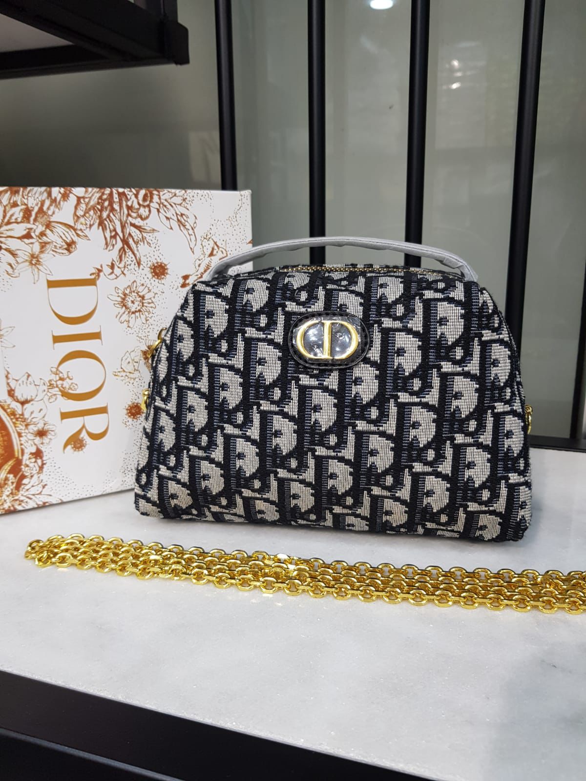 Montaigne Luxe Beauty Organizer