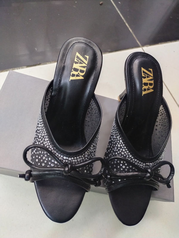 Zara Pump Heels Net